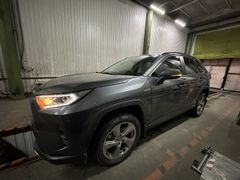 SUV или внедорожник Toyota RAV4 2021 года, 3641031 рубль, Кызыл