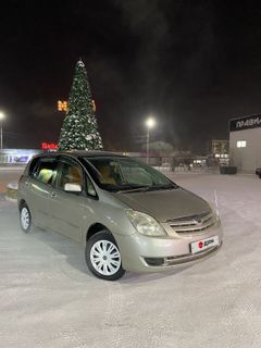 Минивэн или однообъемник Toyota Corolla Spacio 2001 года, 480000 рублей, Якутск
