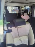    Nissan Serena 2006 , 800000 , 