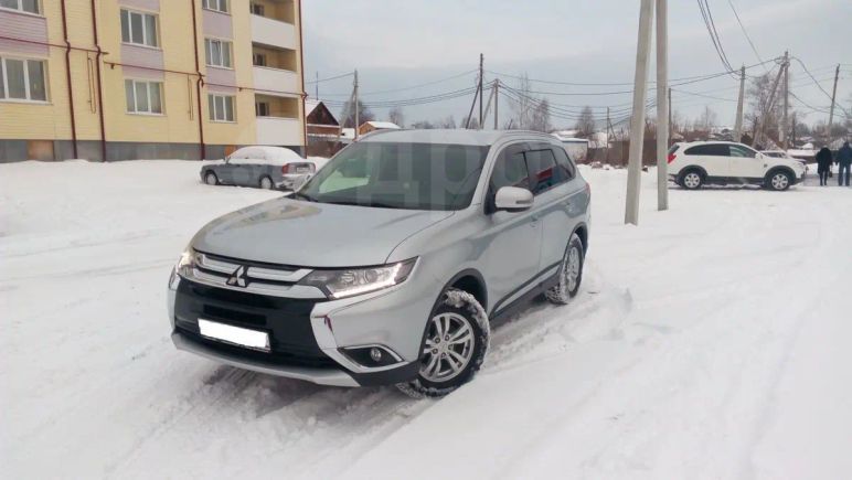 SUV   Mitsubishi Outlander 2015 , 1090000 , 