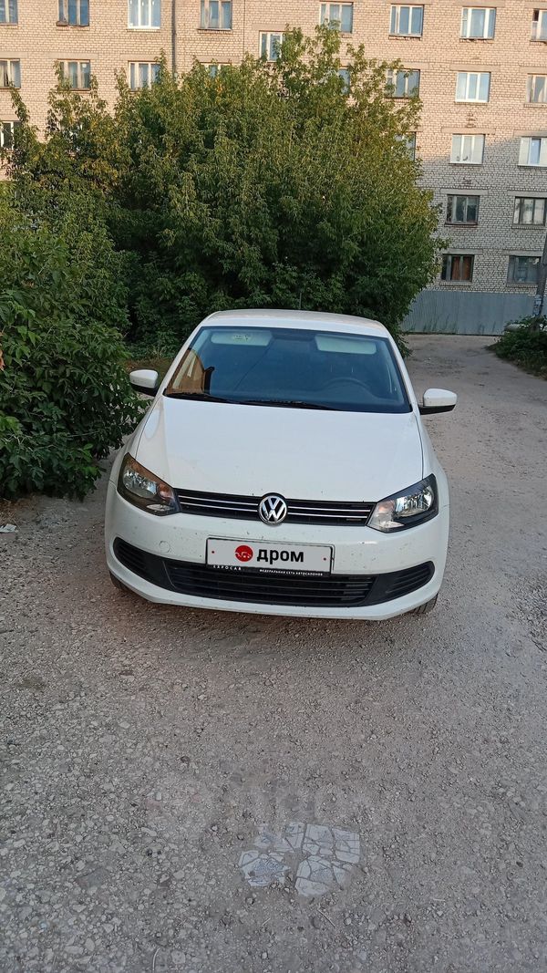  Volkswagen Polo 2014 , 700000 , 