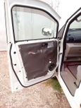    Nissan Serena 2000 , 270000 , 