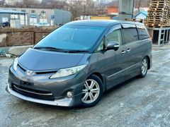 Минивэн или однообъемник Toyota Estima 2011 года, 725000 рублей, Владивосток
