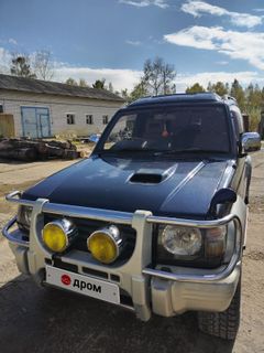 Внедорожник 3 двери Mitsubishi Pajero 1995 года, 800000 рублей, Благовещенск