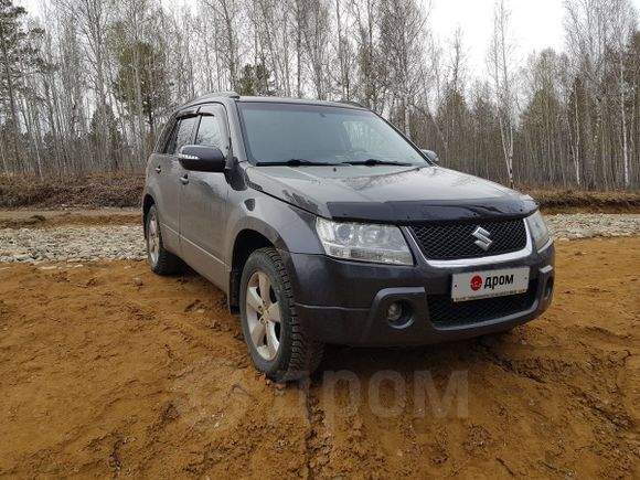 SUV   Suzuki Grand Vitara 2011 , 870000 , 