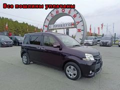 Минивэн или однообъемник Toyota Sienta 2012 года, 1274995 рублей, Тюмень
