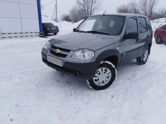 SUV   Chevrolet Niva 2015 , 500000 , 