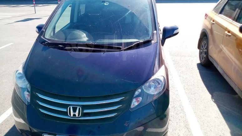    Honda Freed 2010 , 530000 , 