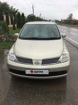  Nissan Tiida Latio 2004 , 285000 , 