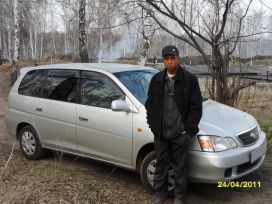    Toyota Gaia 2002 , 400000 , 