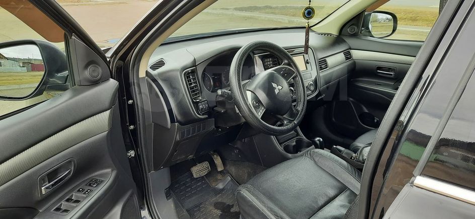 SUV   Mitsubishi Outlander 2012 , 1125000 , -