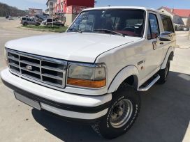 SUV   Ford Bronco 1995 , 800000 , 
