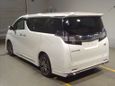    Toyota Vellfire 2015 , 2390000 , 