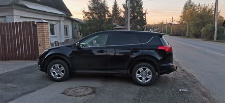 SUV   Toyota RAV4 2015 , 2100000 , 