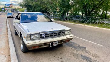  Nissan Laurel 1986 , 450000 , 