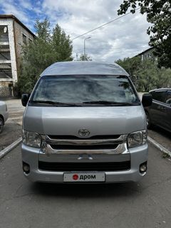 Минивэн или однообъемник Toyota Hiace 2014 года, 3500000 рублей, Кызыл