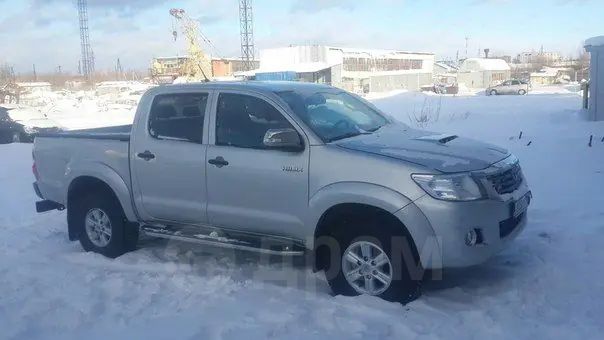  Toyota Hilux 2012 , 1280000 , -