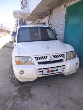 SUV   Mitsubishi Pajero 2003 , 680000 , 