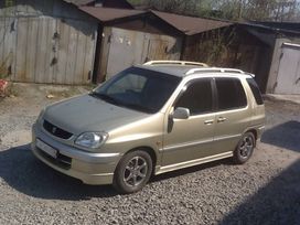    Toyota Raum 2002 , 240000 , 