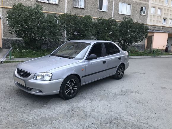  Hyundai Accent 2004 , 165000 , 