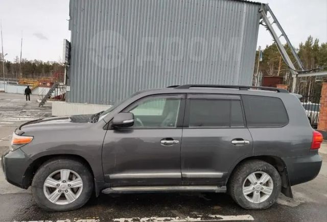 SUV   Toyota Land Cruiser 2012 , 1030000 , 