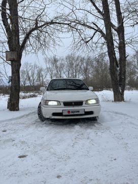 Седан Toyota Sprinter 1988 года, 250000 рублей, Омск
