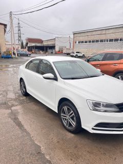 Седан Volkswagen Jetta 2017 года, 1800000 рублей, Екатеринбург
