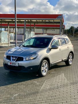 SUV   Nissan Qashqai+2 2010 , 1370000 , 