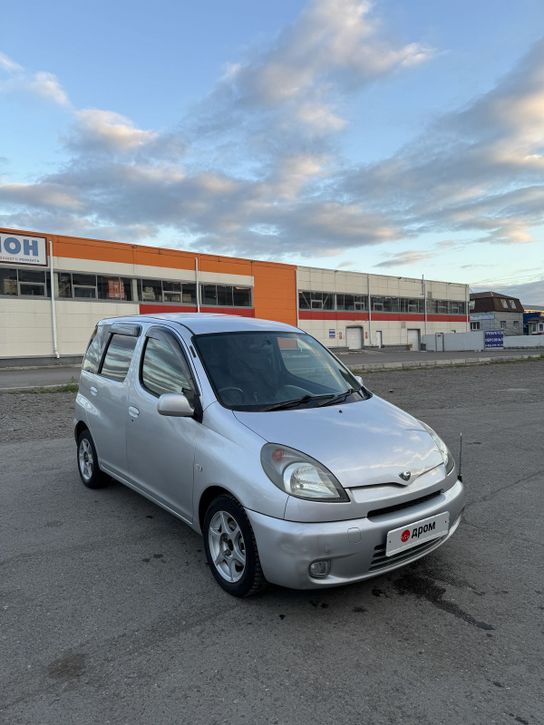 Toyota Funcargo путешествие