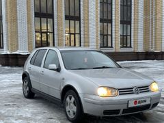 Хэтчбек Volkswagen Golf 1998 года, 260000 рублей, Омск