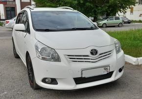    Toyota Verso 2012 , 1270000 , 