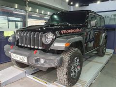 SUV или внедорожник Jeep Wrangler 2020 года, 3550000 рублей, Владивосток