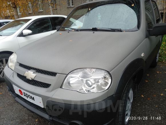 SUV   Chevrolet Niva 2011 , 225000 , 