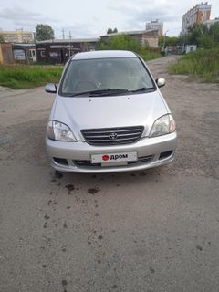 Минивэн или однообъемник Toyota Nadia 2000 года, 560000 рублей, Томск