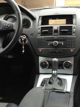 Mercedes-Benz C-Class 2008 , 820000 , 