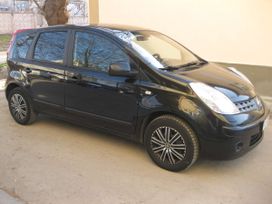  Nissan Note 2007 , 330000 , 