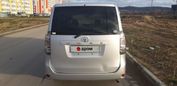    Toyota Voxy 2009 , 1100000 , 