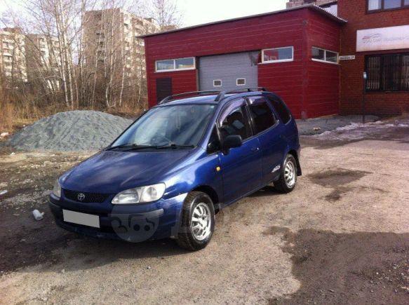    Toyota Corolla Spacio 1999 , 280000 , 