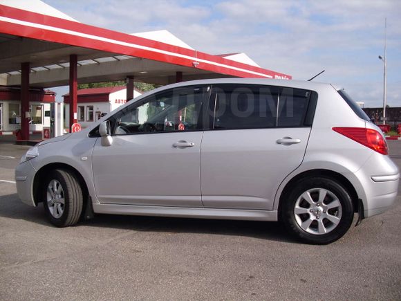  Nissan Tiida 2011 , 349000 , 