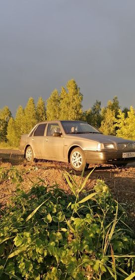 Volvo 460 1993 , 50000 , 
