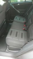 SUV   Volkswagen Tiguan 2009 , 750000 , 