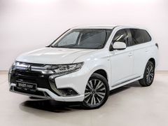 SUV или внедорожник Mitsubishi Outlander 2022 года, 2890000 рублей, Москва