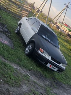 Седан Toyota Corolla 1996 года, 260000 рублей, Новосибирск
