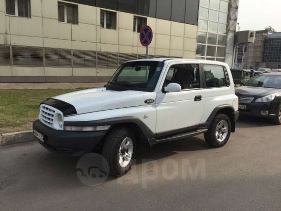 SUV     2008 , 335000 , 