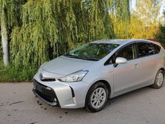 Toyota Prius Alpha, 2020