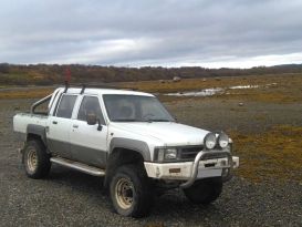  Toyota Hilux 1988 , 280000 , 