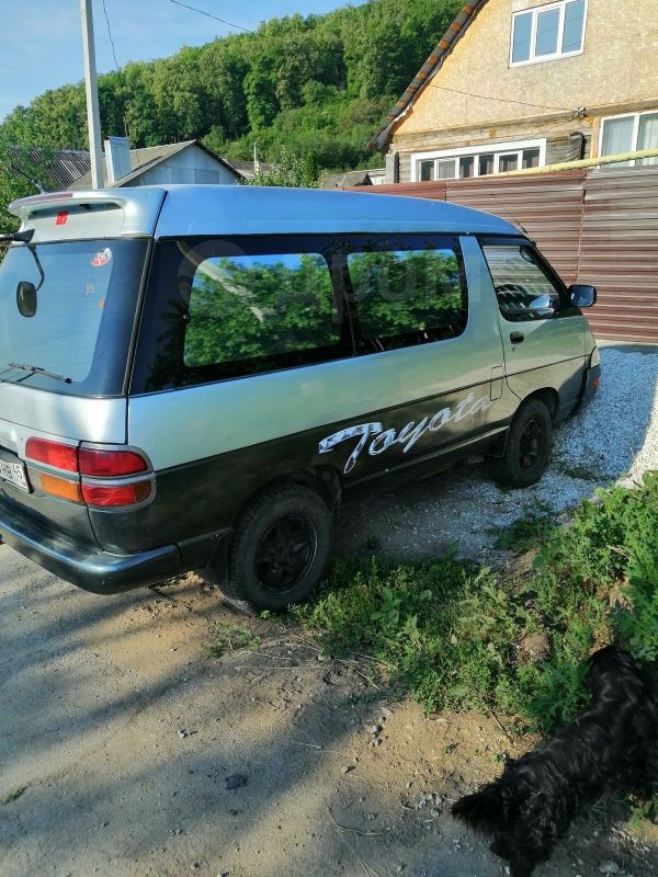    Toyota Town Ace 1993 , 260000 , 