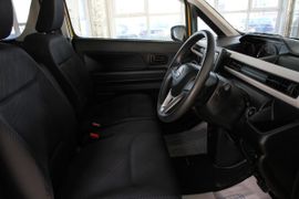 Хэтчбек Suzuki Wagon R 2019 года, 919000 рублей, Омск