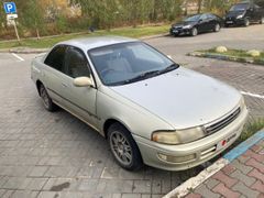 Седан Toyota Carina 1993 года, 185000 рублей, Омск