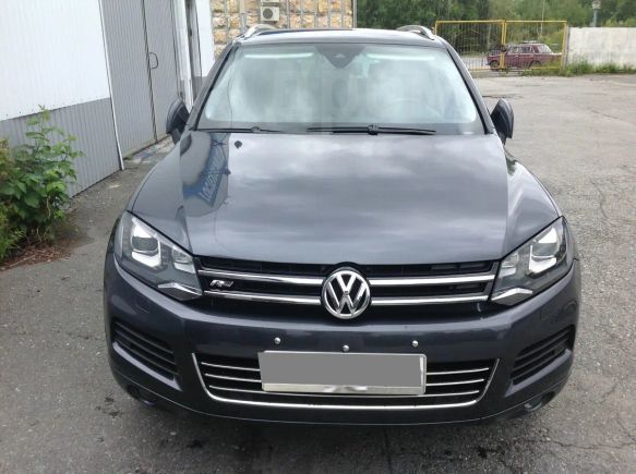 SUV   Volkswagen Touareg 2014 , 1850000 , 